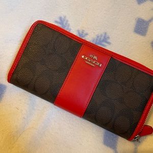 Coach wallet